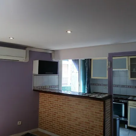 50m2 *